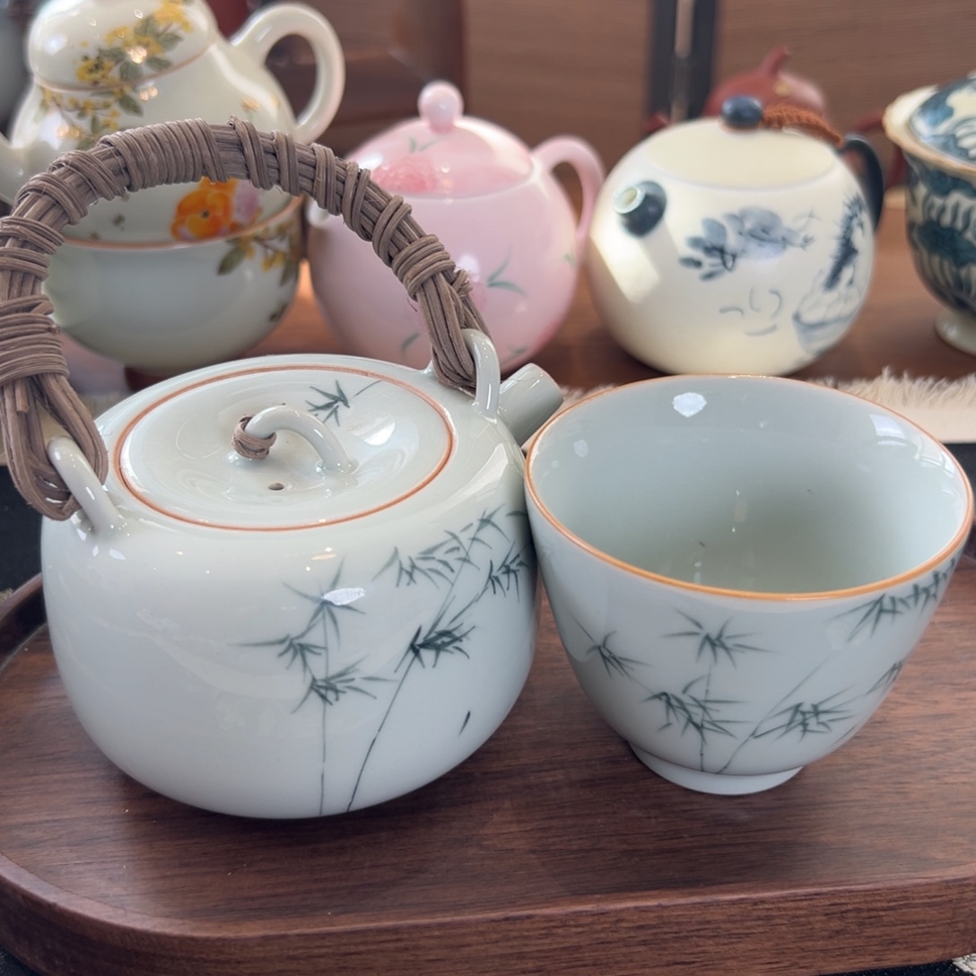 茶具等产品的生产和销售为一体