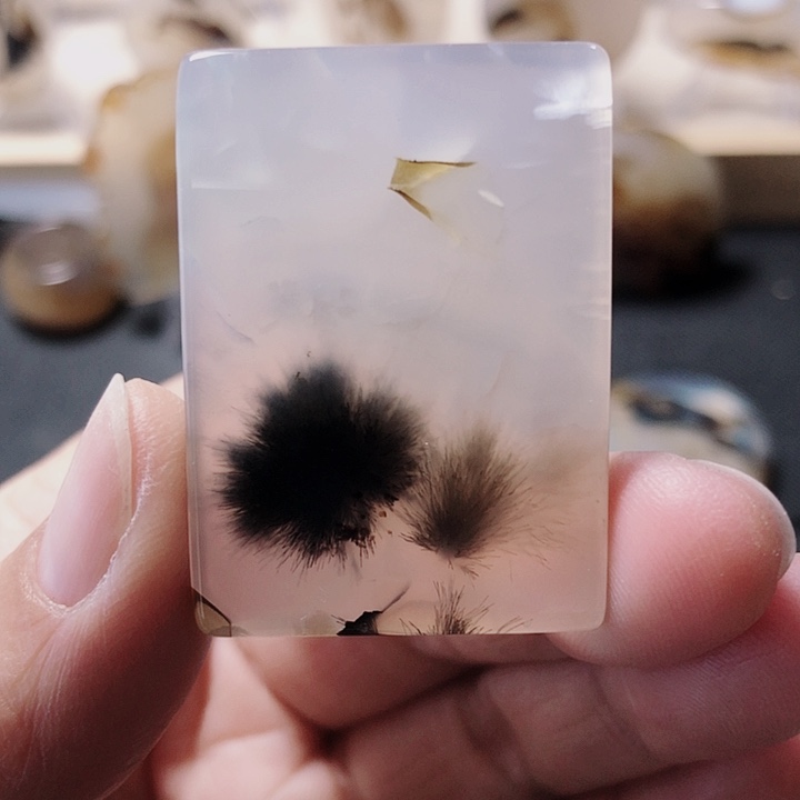 玛瑙/玉髓颈饰合金