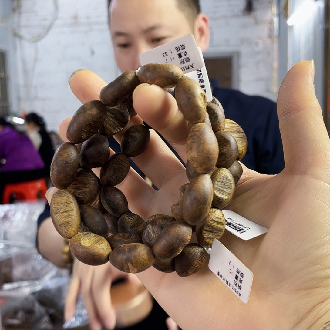 手串沉香野生红棋留疤单圈11克多样性发一