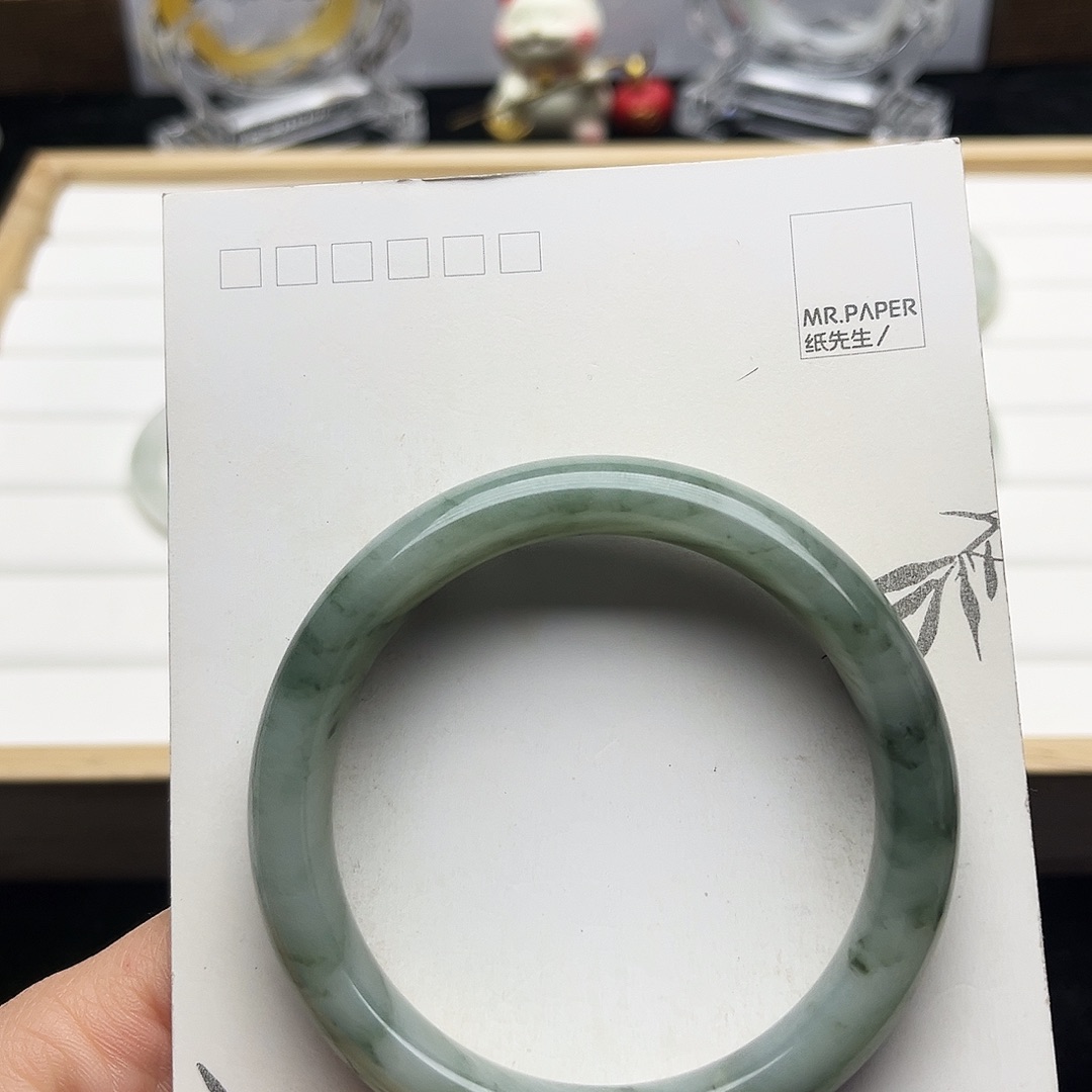 未镶嵌手镯石英质玉9