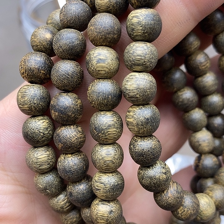 沉香沉香碎屑海南野生留疤莺歌绿143号