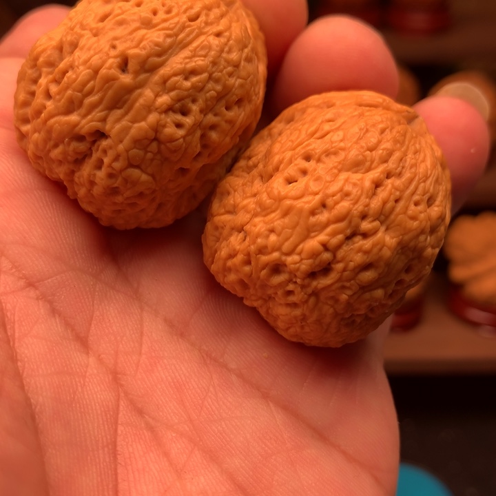 文玩核桃吊坠元宝蟾