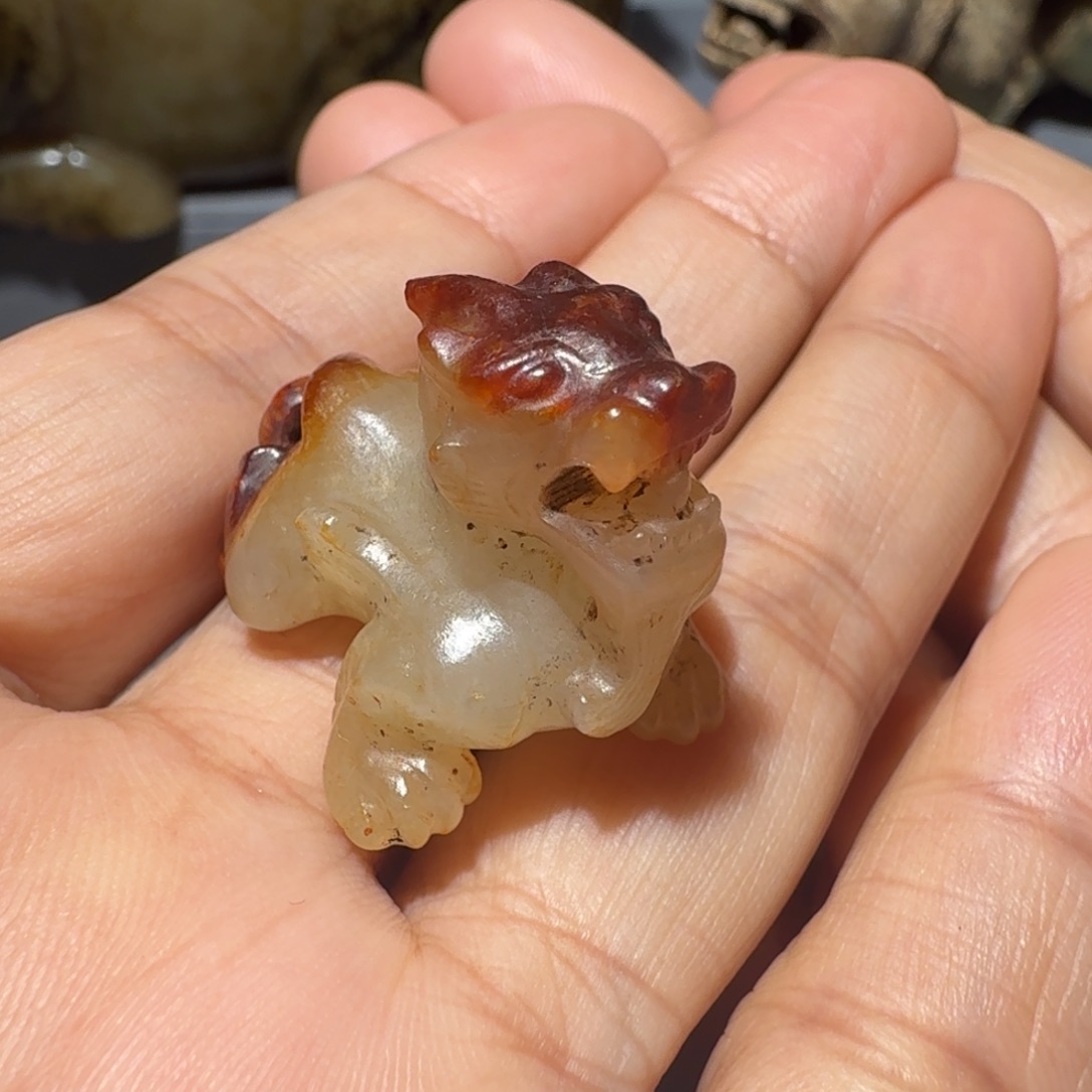 嘛***咯和田玉未镶嵌挂件