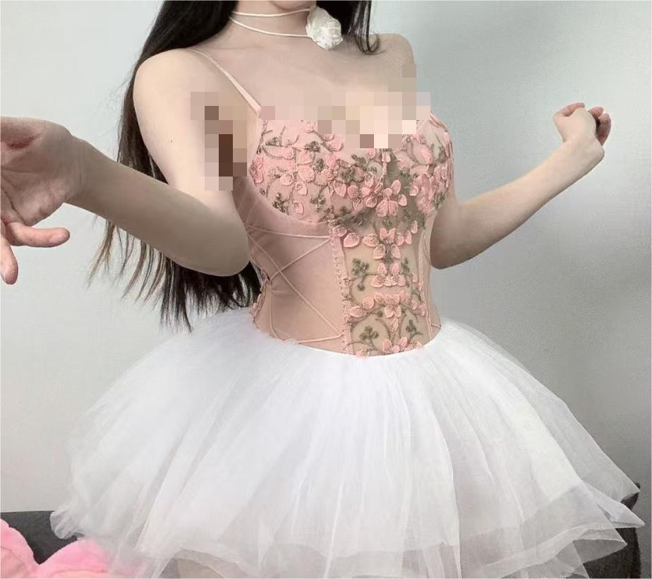 纯欲深V碎花蕾丝睡衣均码及大码【直接下单】只衣衣不包含蓬蓬裙