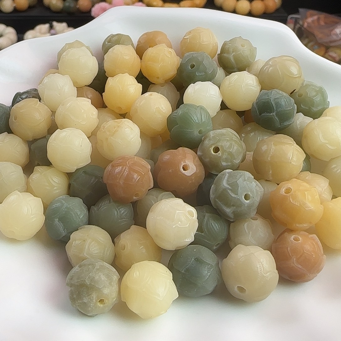 吊坠菩提根/象牙果微瑕疵卡12/13莲花500颗批发