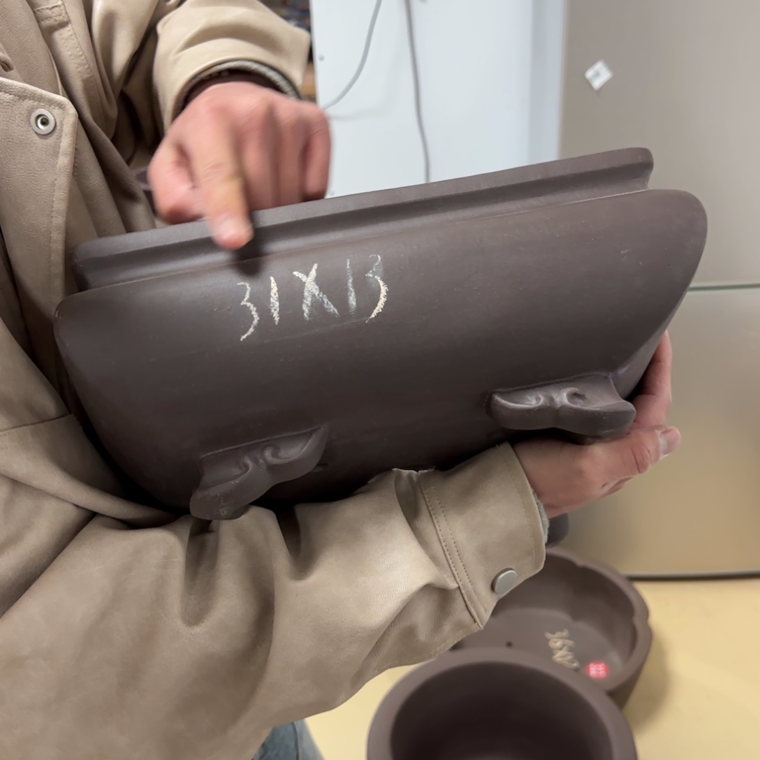 紫砂花盆呜呜呜呜