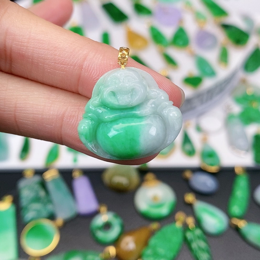 翡翠吊坠(不含链)18K金镶嵌