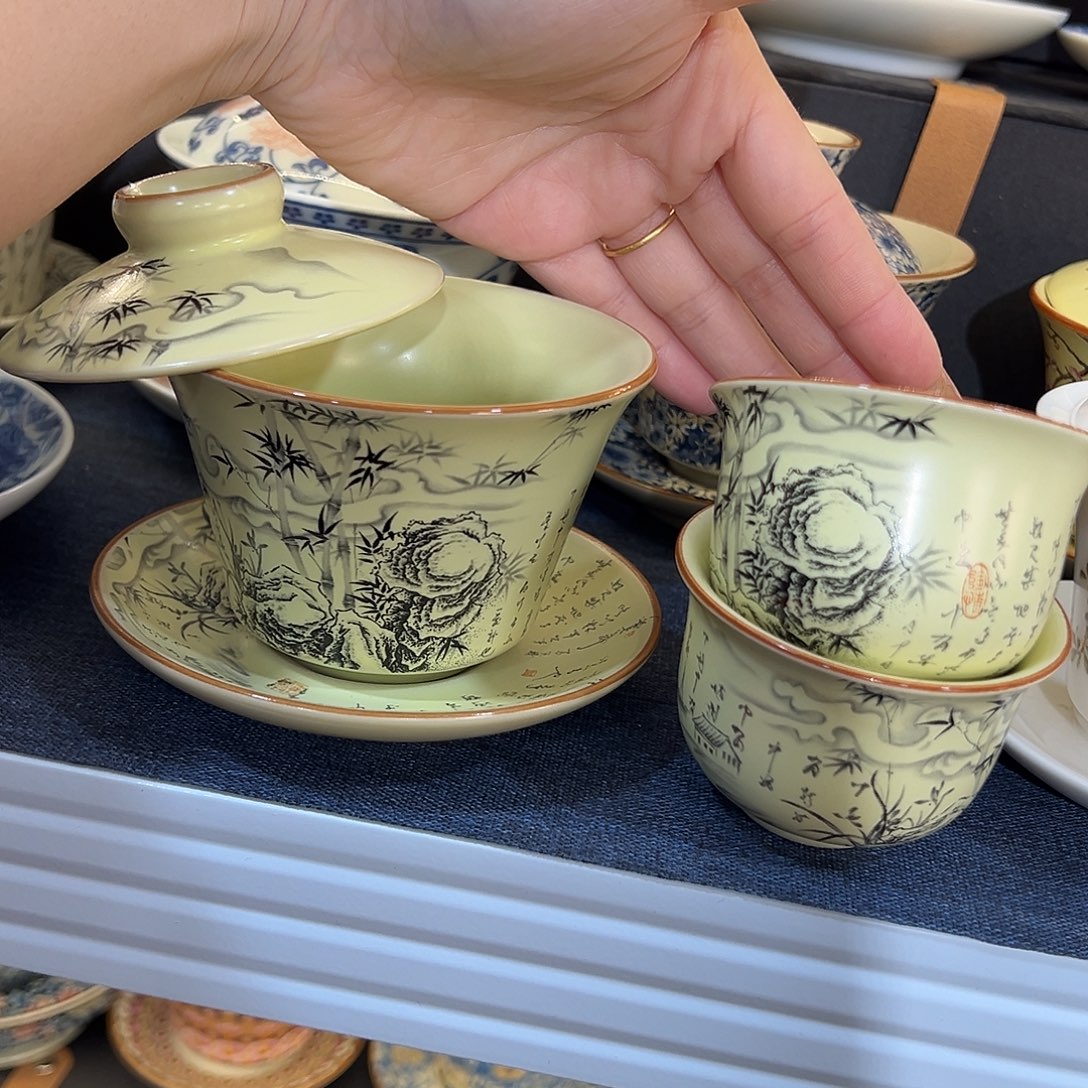 盖碗很漂亮我很喜欢