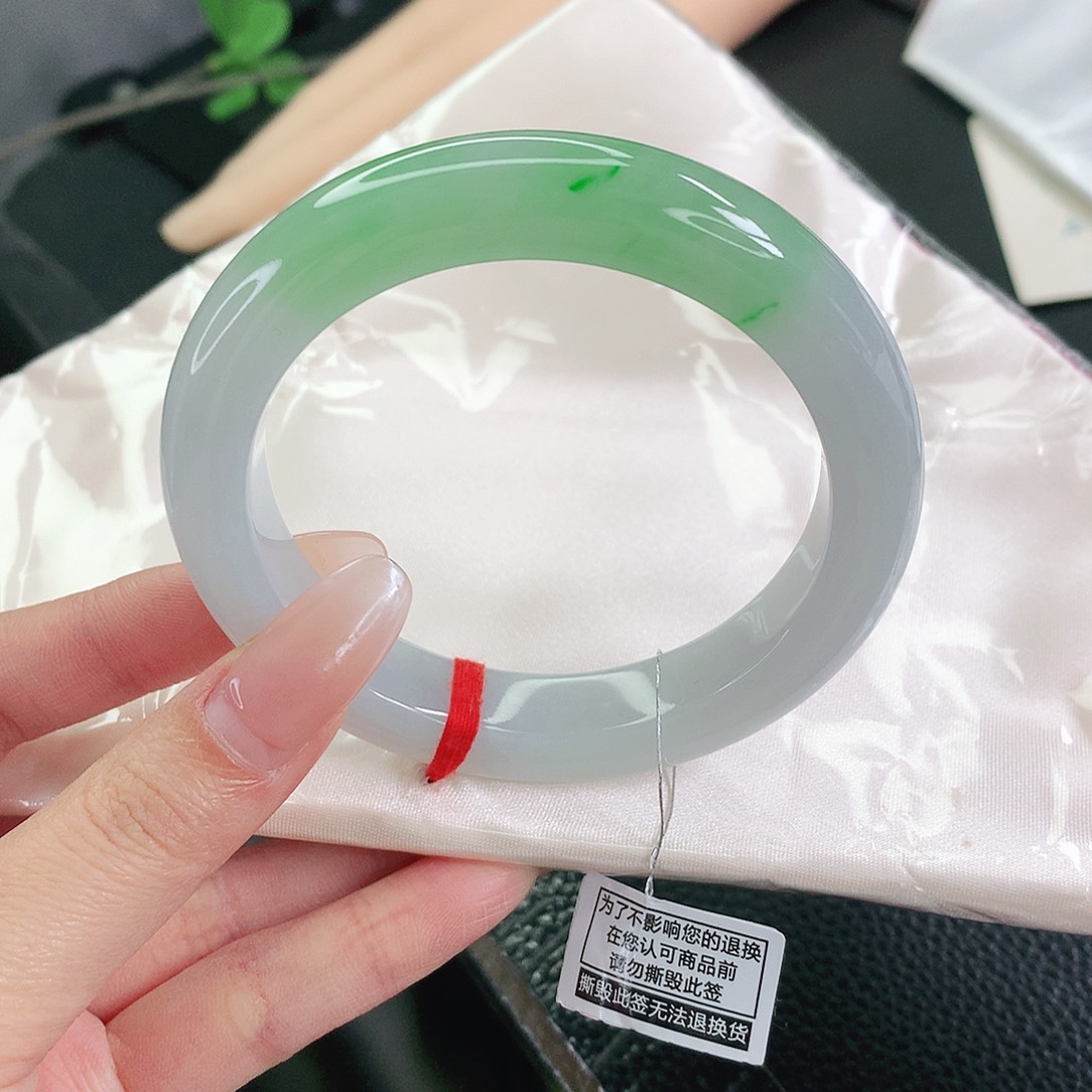 未镶嵌手镯翡翠59圈