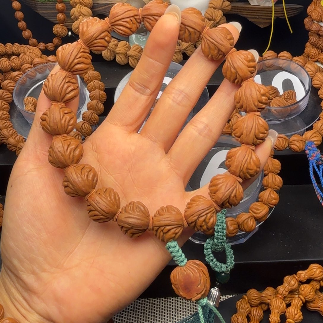 小***神手串桃核野生红魔爆肚16尺寸