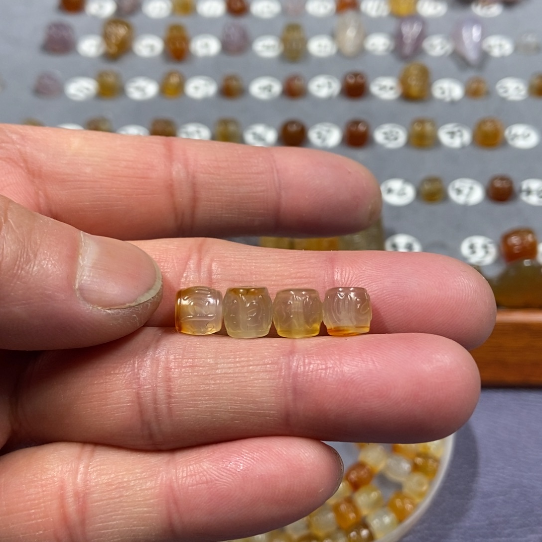 老***爷玛瑙/玉髓合金颈饰珠