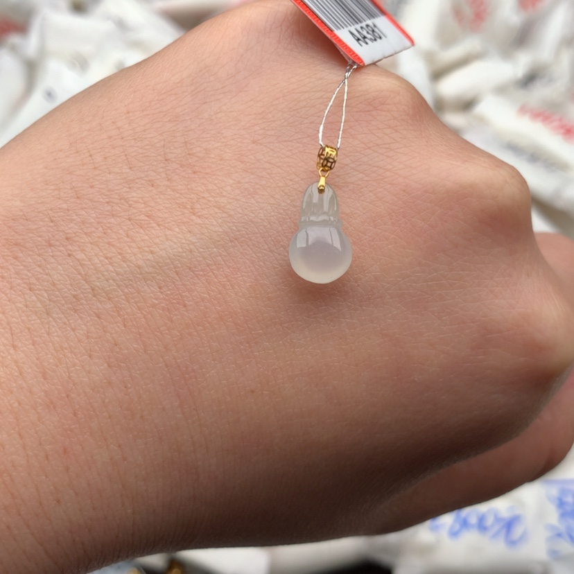 【闪购商品】翡翠挂件18K金镶嵌一