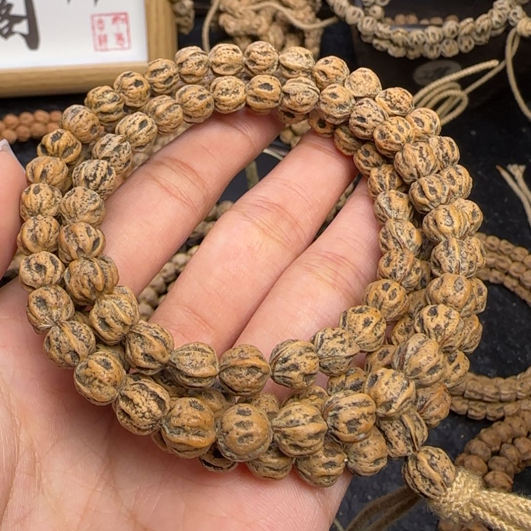 柏香籽/百香籽吊坠起**难