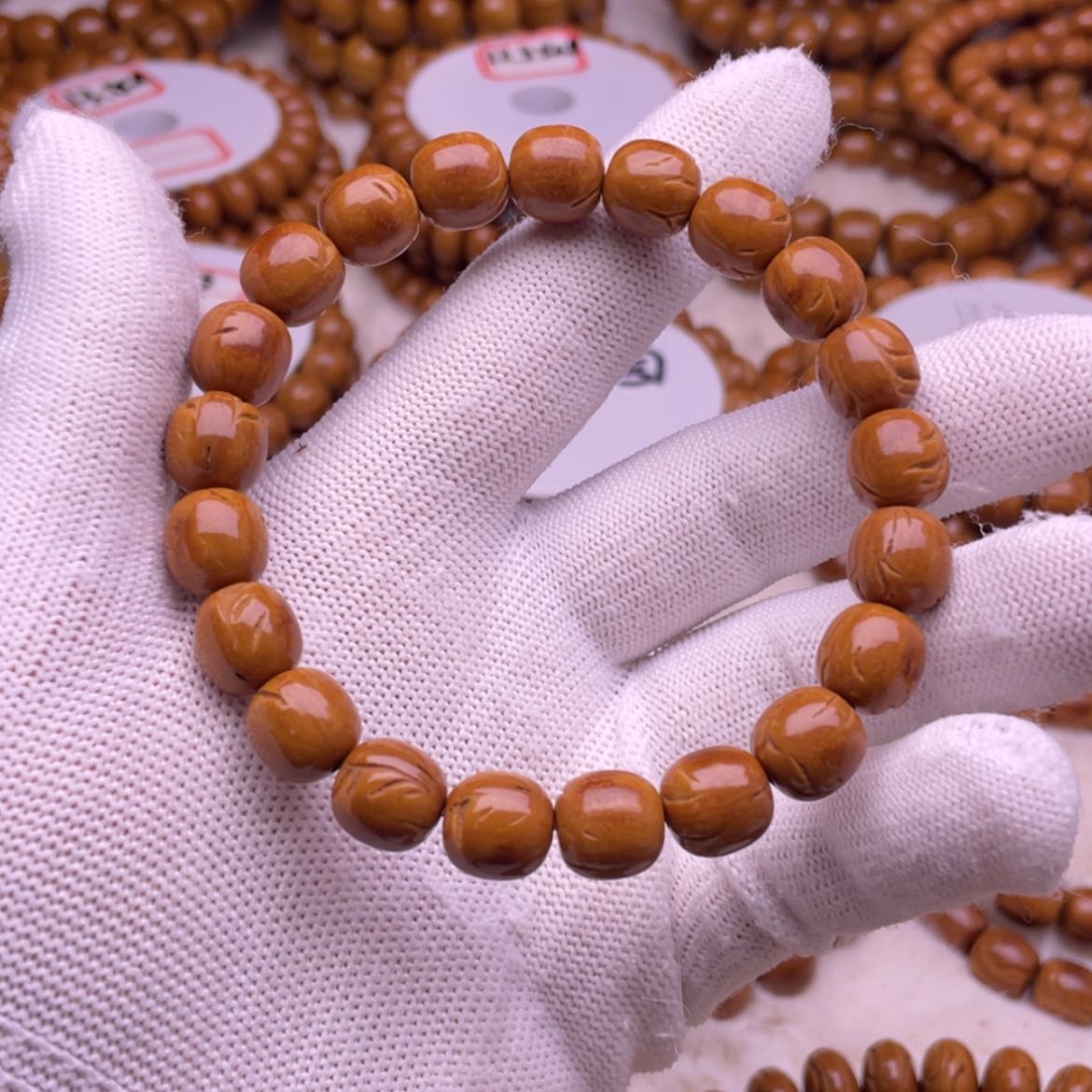 【闪购商品】桃核吊坠用****010龙纹老型桃核光珠