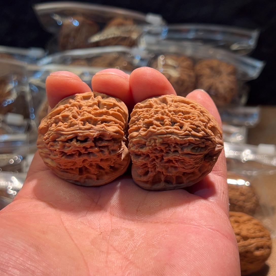 文玩核桃把件大*南疆39