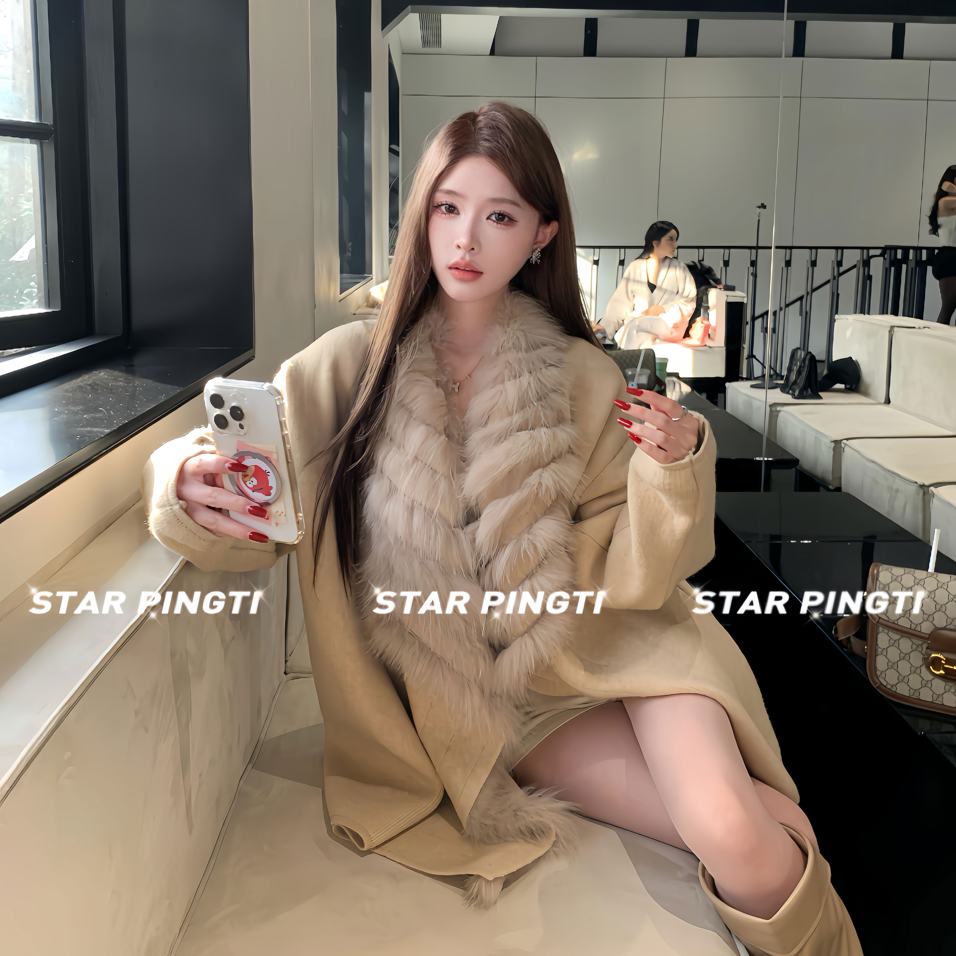 毛呢外套女秋冬轻奢高端千金名媛气质重工狐狸毛拼接翻领短款大衣