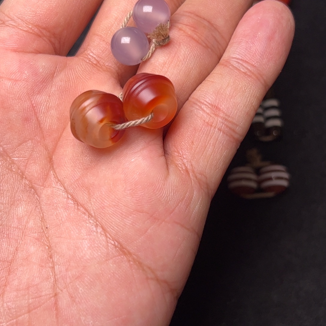 渡***。玛瑙/玉髓未镶嵌配饰