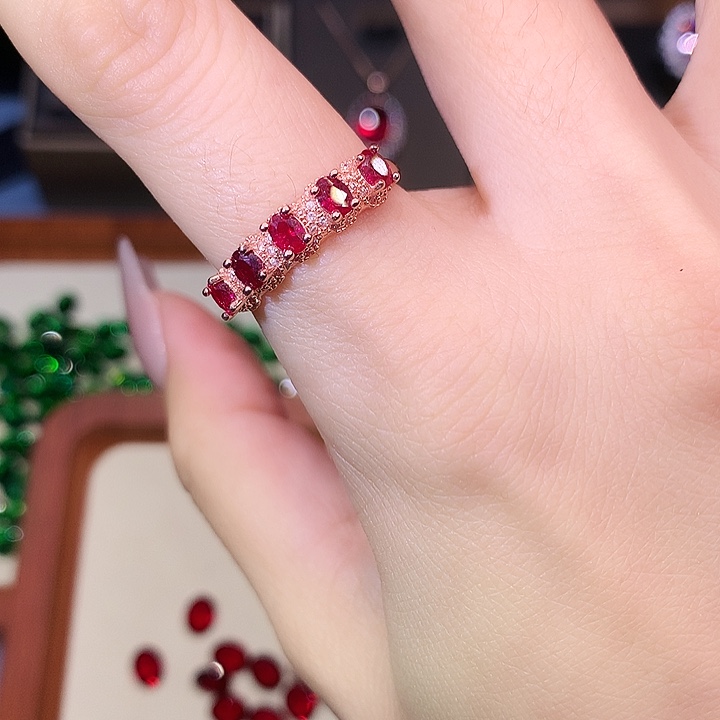 银S925镶嵌戒指红宝石