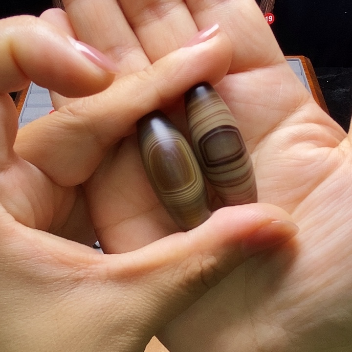 昂***扎玛瑙/玉髓未镶嵌颈饰