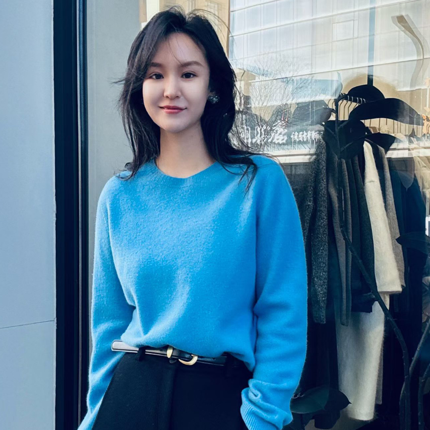冬季保暖韩系简约纯色宽松慵懒风圆领长袖套头针织衫女毛衣
