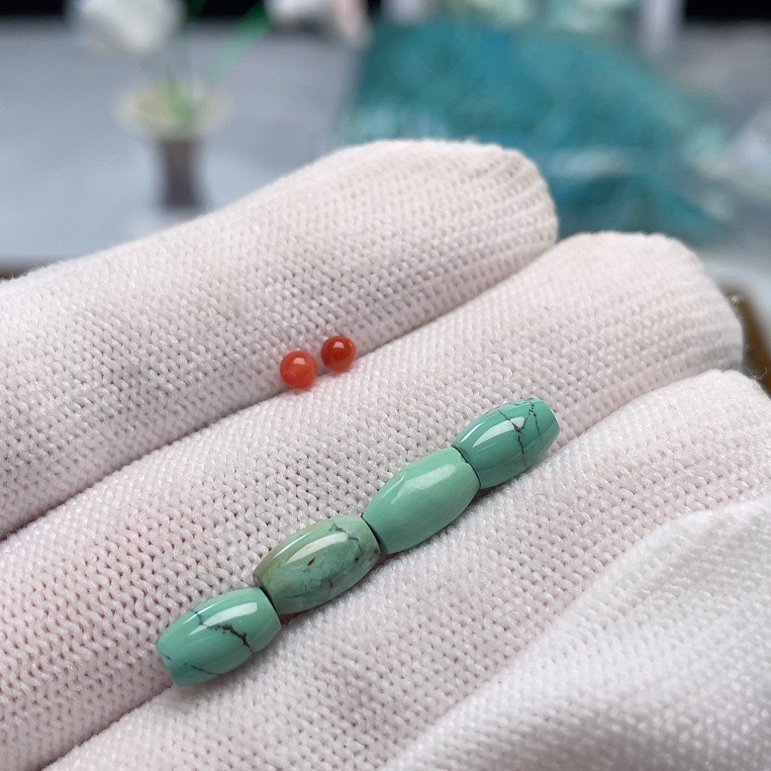 南红玛瑙未镶嵌珠宝奇石