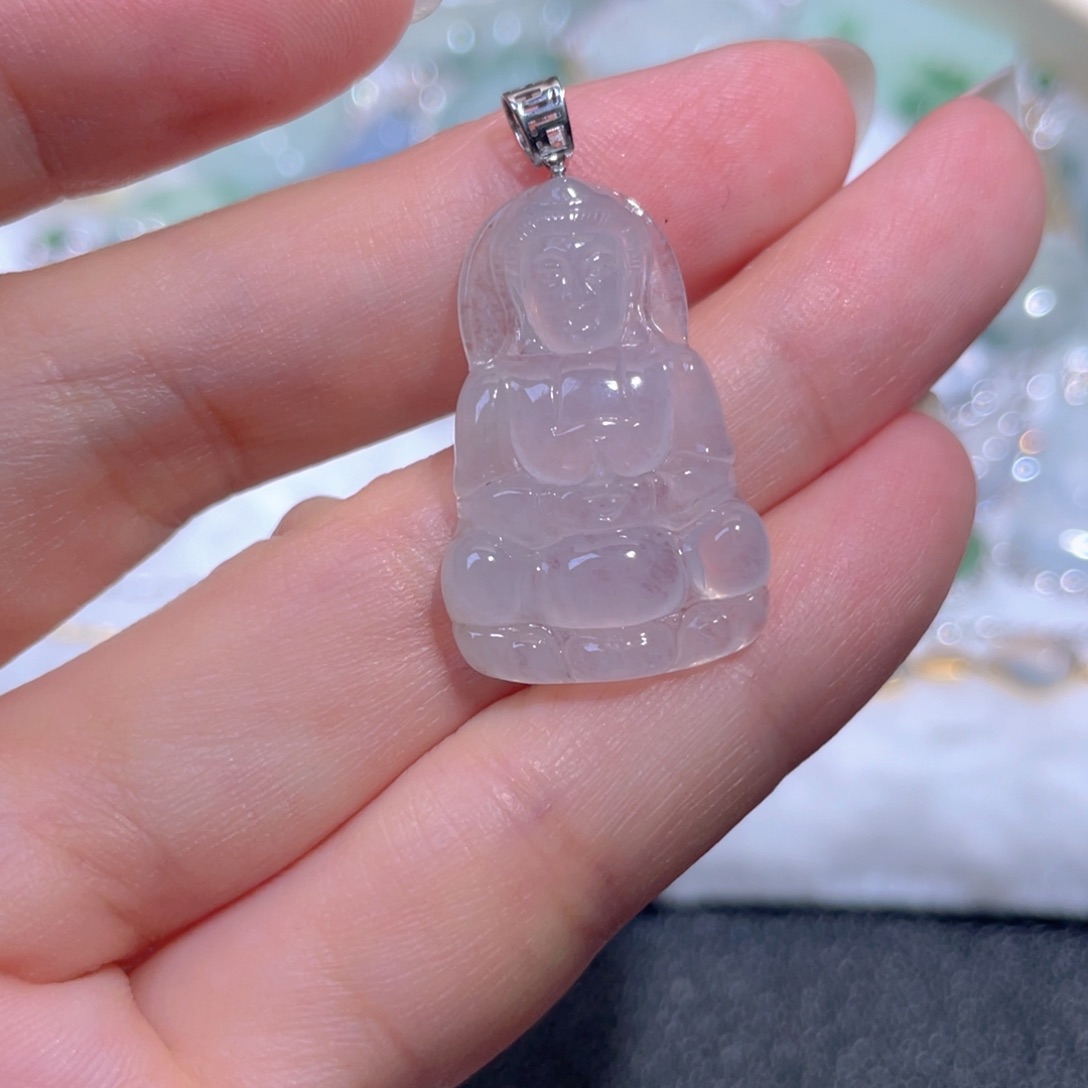 翡翠18K金镶嵌颈饰翡翠