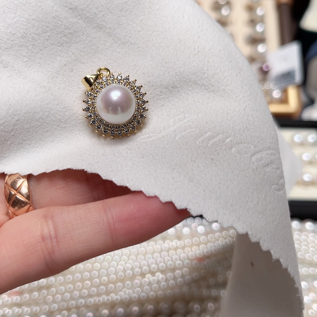 颈饰钛钢淡水珍珠