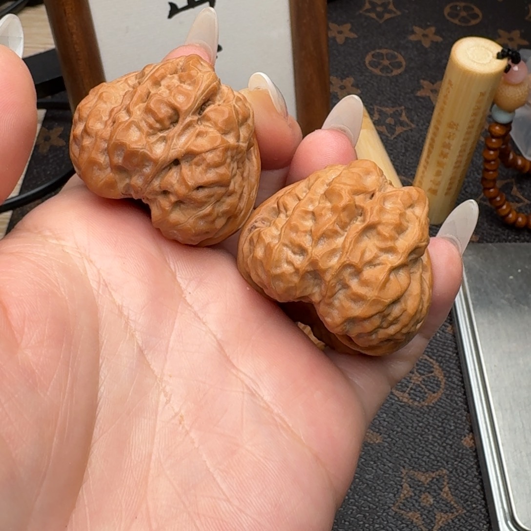 酒***行把件文玩核桃39蛙G140