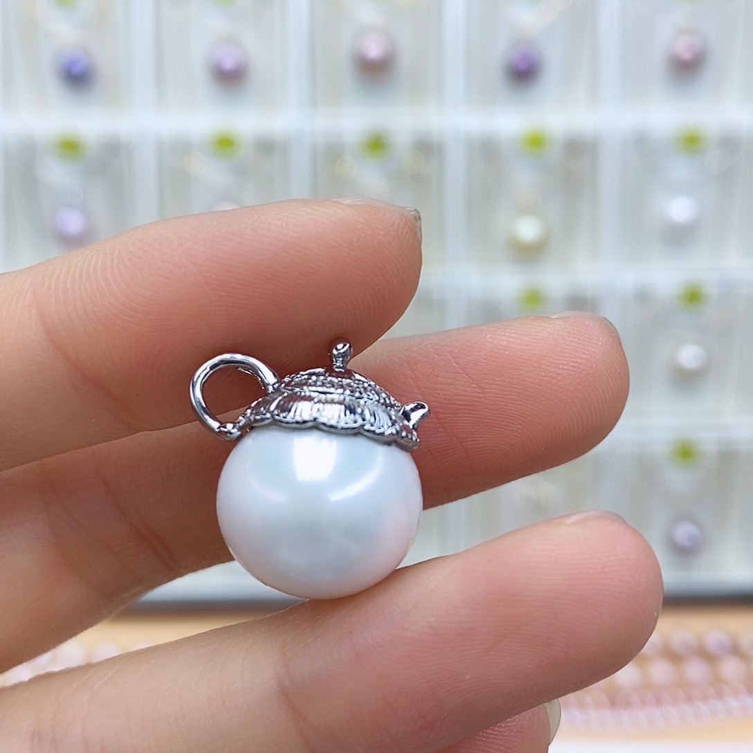 淡水珍珠合金吊坠(赠链)