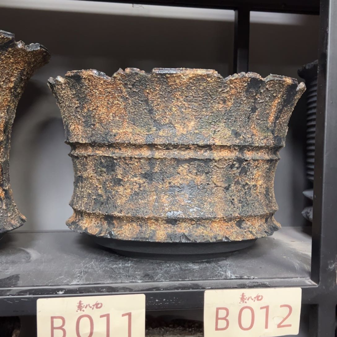 素八九陶瓷内口25.5高17