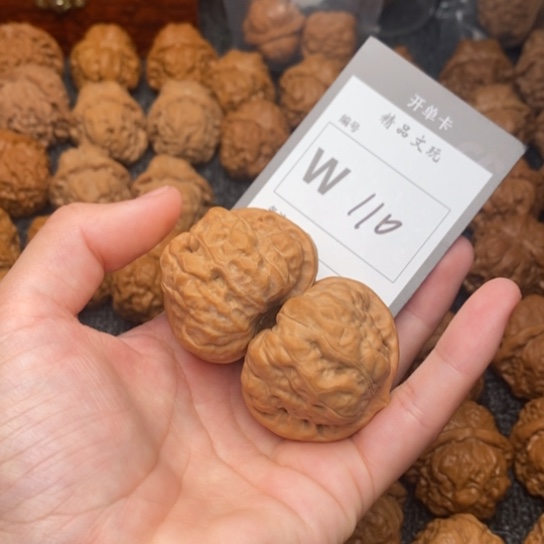 吊坠桃核?我是第一百42