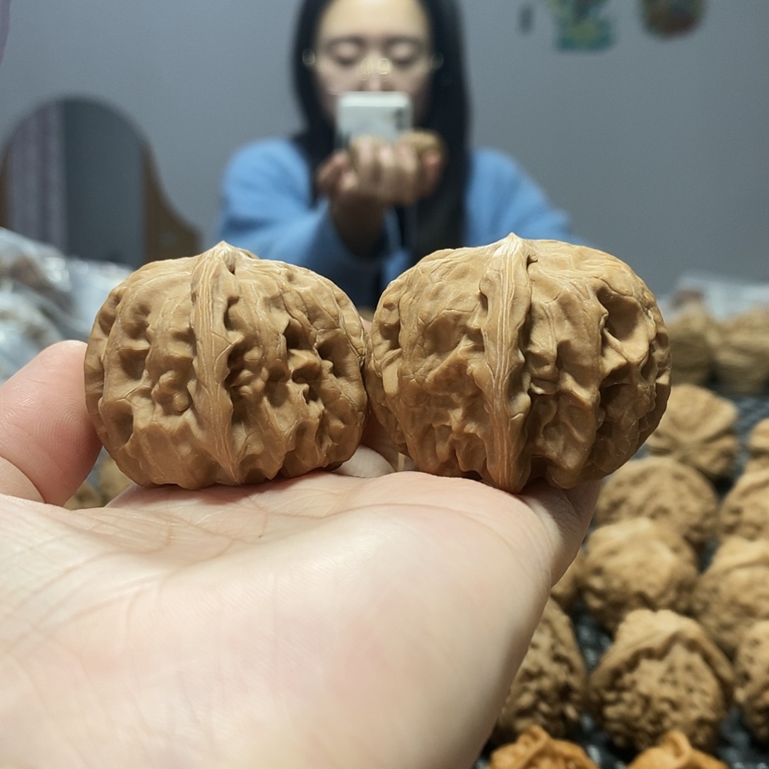 吊坠桃核方块37修