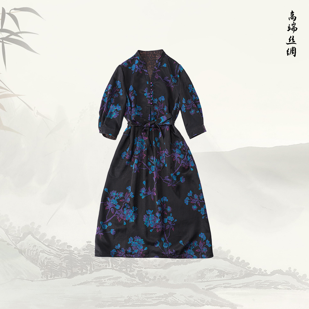 品牌新款复古立领系带收腰优雅气质款黑色碎花七分袖连衣裙526198