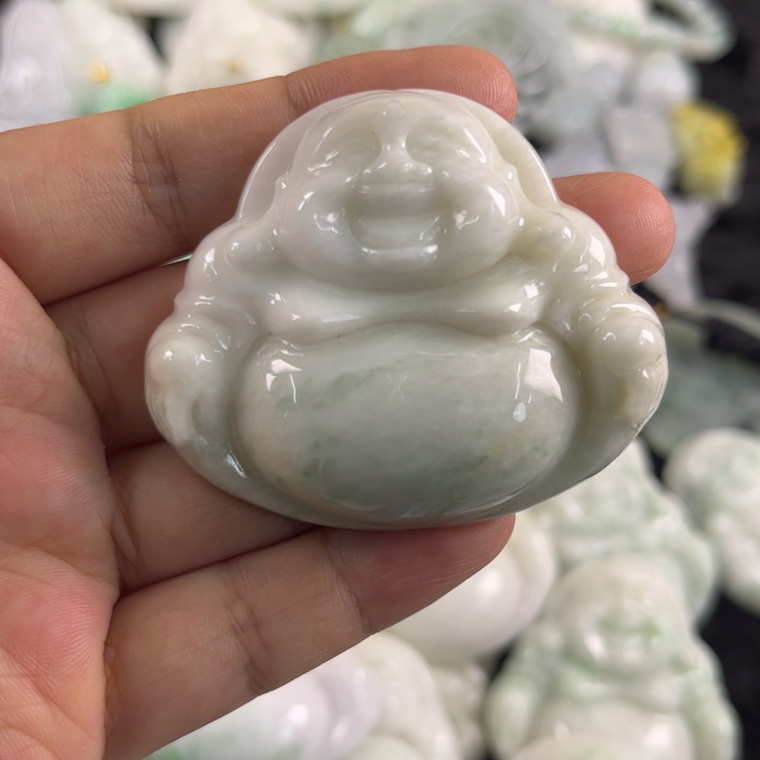 吊坠(不含链)未镶嵌翡翠瑕疵