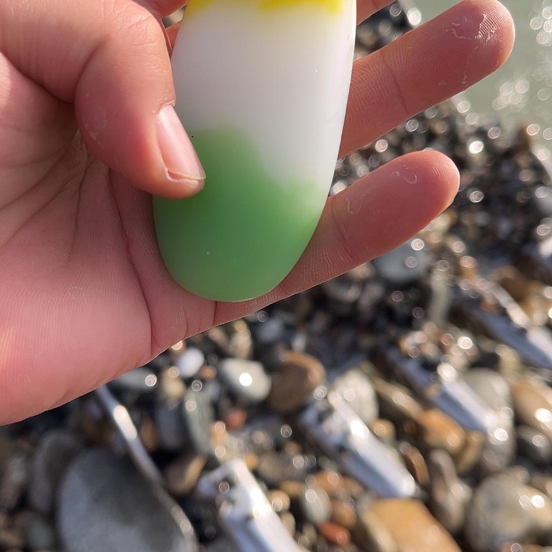 和田玉（糖玉）未镶嵌珠宝奇石