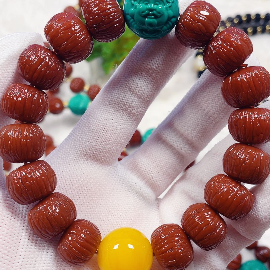 喜***.猴头核桃吊坠猴头