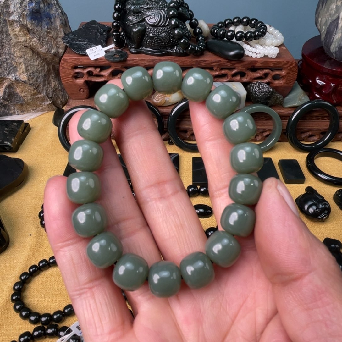 和田玉手链未镶嵌