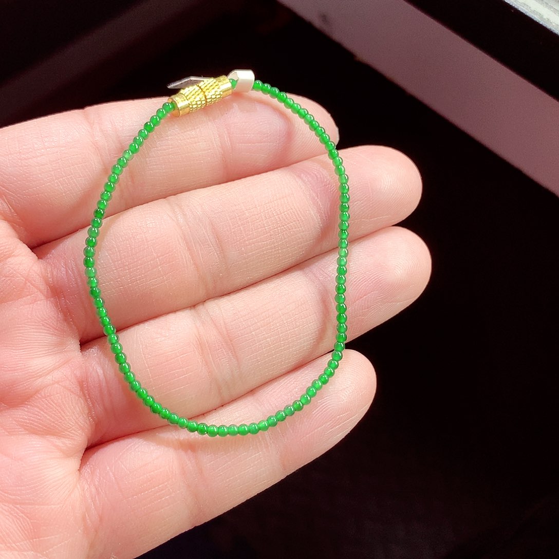 翡翠手链未镶嵌天然翡翠手链未镶嵌