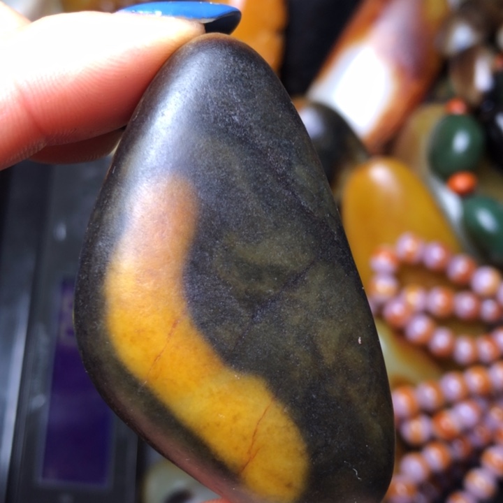 和田玉未镶嵌珠宝奇石