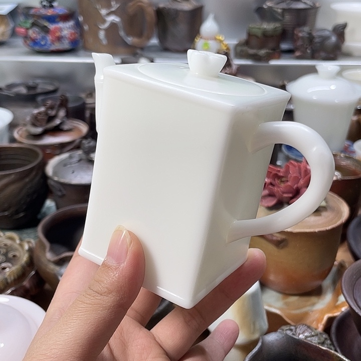 陶瓷制品及陶瓷艺术品