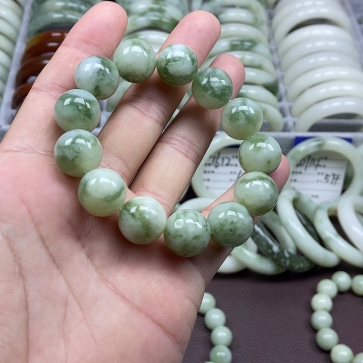 蛇纹石玉未镶嵌手链