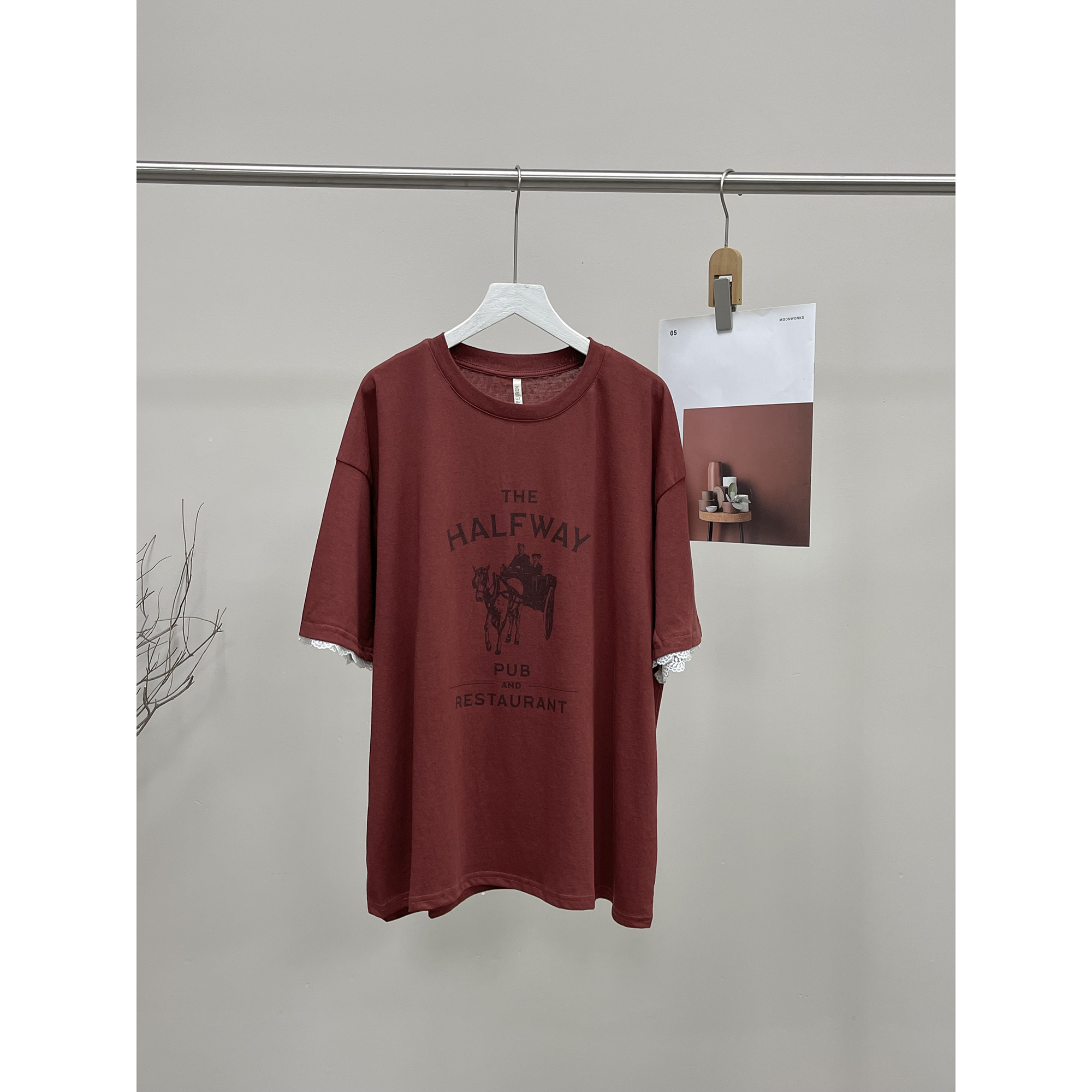 蕾丝边红色大版短袖T恤365122