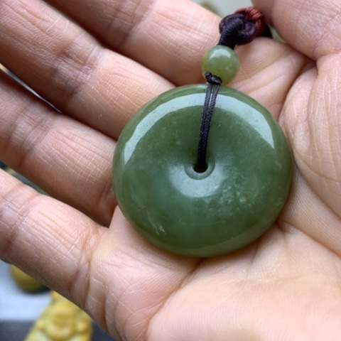 【闪购商品】未镶嵌透闪石质玉挂件