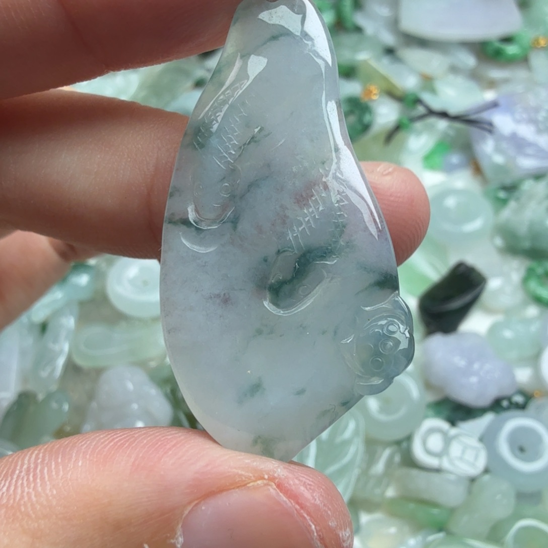 翡翠未镶嵌颈饰60