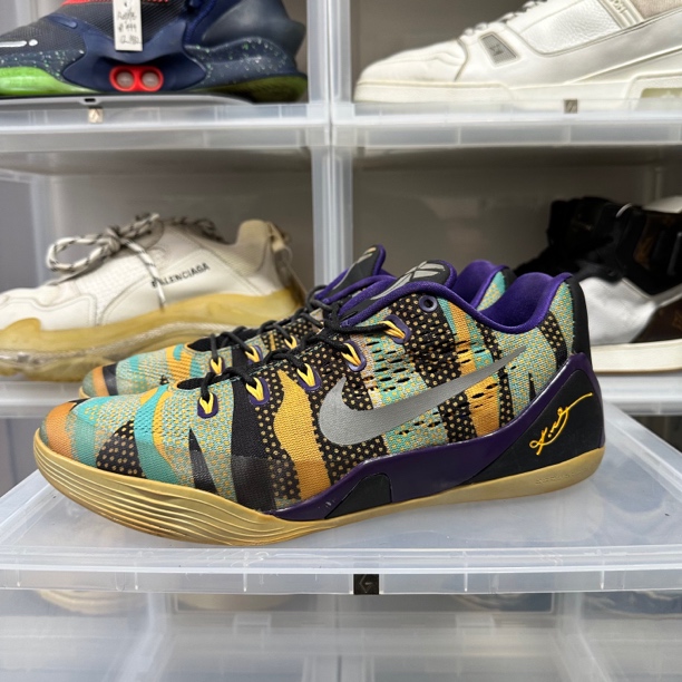 90新 NIKE/耐克 Nike科比9黑彩色/9新/43码/公价3499