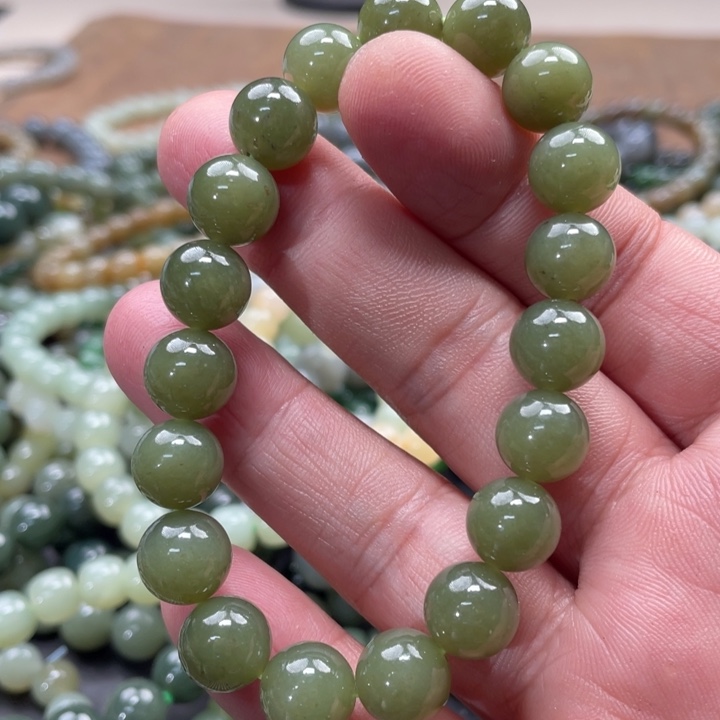 和田玉手链未镶嵌