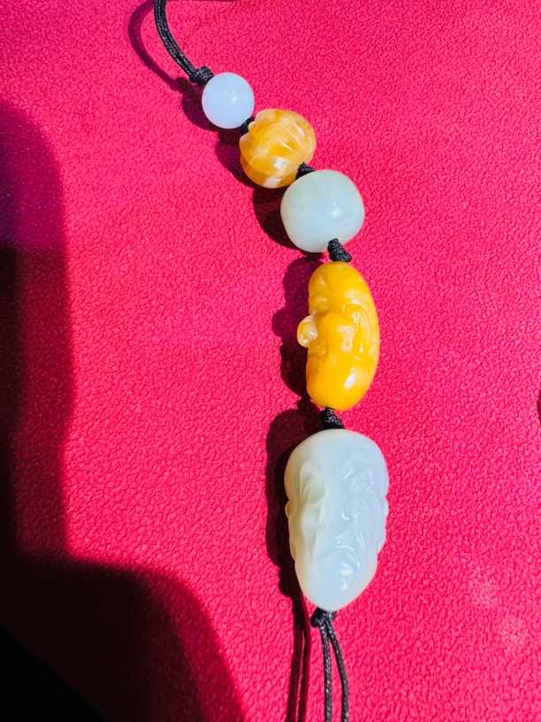 新疆和田玉罗汉配饰