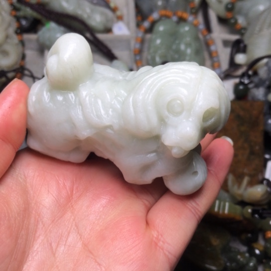 和田玉未镶嵌把件