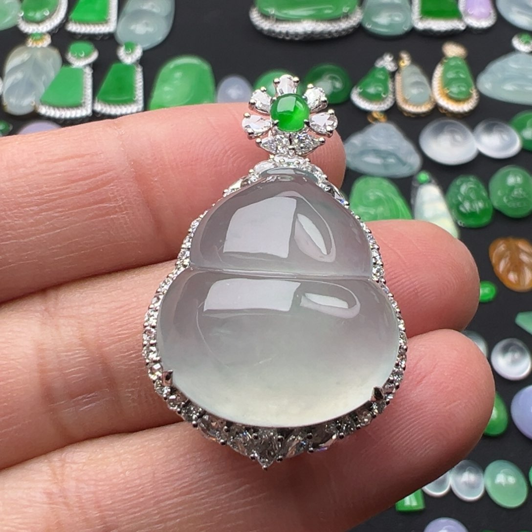 翡翠颈饰18K金镶嵌葫芦35.4