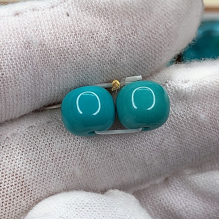 绿松石挂件未镶嵌悠***山